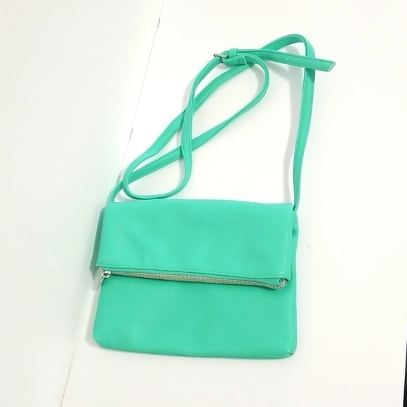 Wild fable mint green purse​​​​​ - Picture 1 of 6